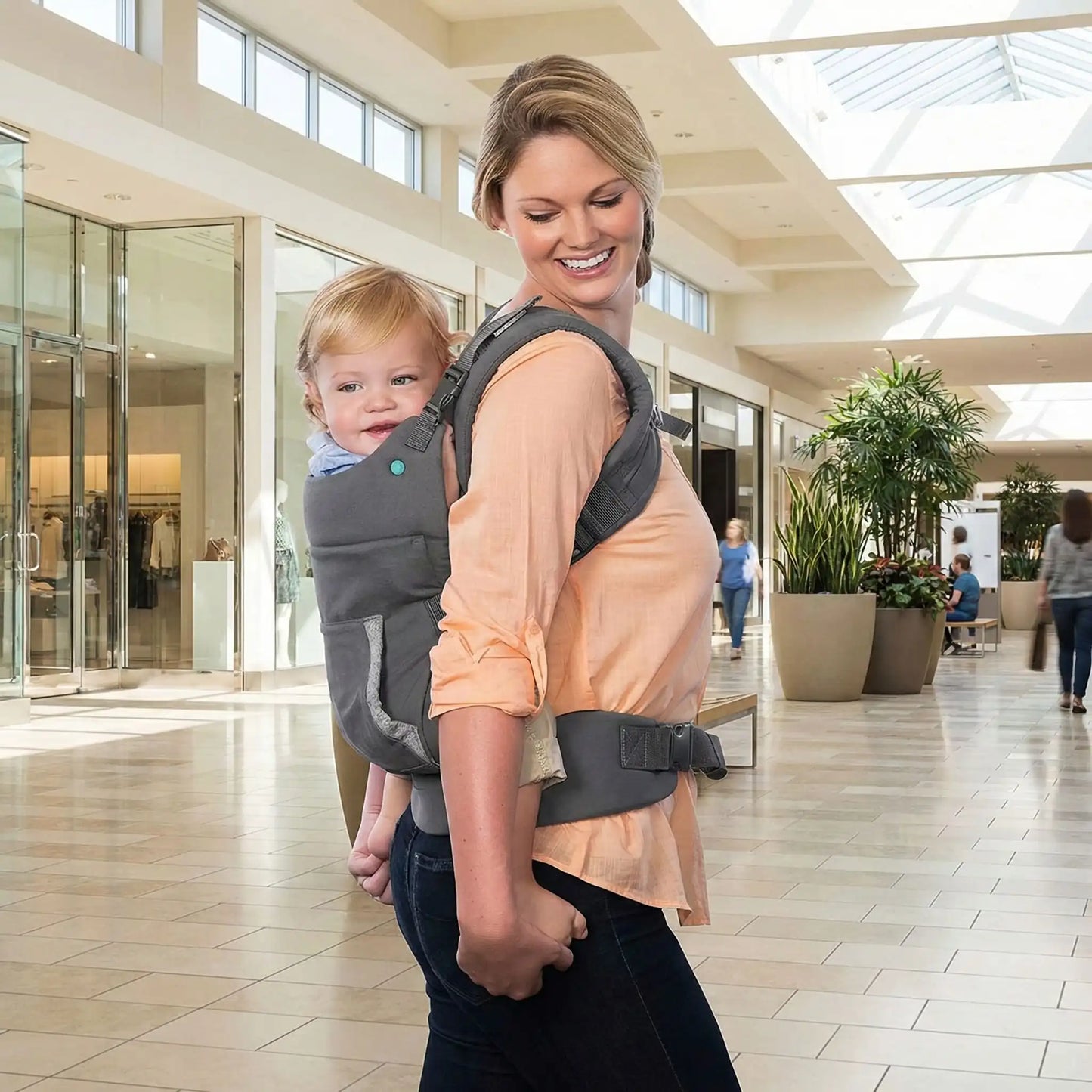 Porte-bébé avec siège de hanche, portage dorsal, confortable pour les balades.